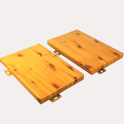 acheter Panneau de revêtement murale en aluminium de 2 mm-6 mm de couleur bois pour la décoration extérieure / intérieure online manufacture