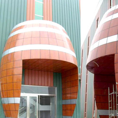 acheter Façade de bâtiment recouverte de panneaux de revêtement en aluminium avec conceptions personnalisées online manufacture