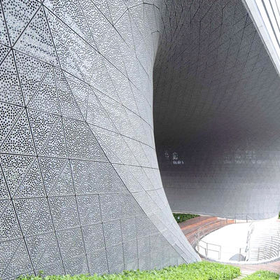 acheter Panneaux de revêtement métalliques perforés en aluminium pour la décoration de façades ou d'écrans de bâtiments online manufacture