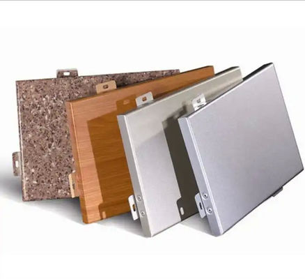 Panneau de revêtement PVDF en aluminium pour revêtement de murs extérieurs Panneaux en aluminium à grains de bois