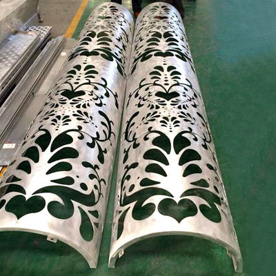 A3003 enveloppe et décoration de colonne de construction en tôle d'aluminium préfabriquée prête à l'installation