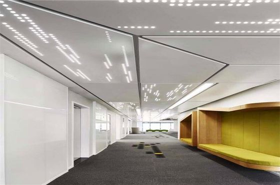 2022 Panneaux de revêtement de façade en aluminium métallique perforé de haute qualité pour murs extérieurs architecturaux